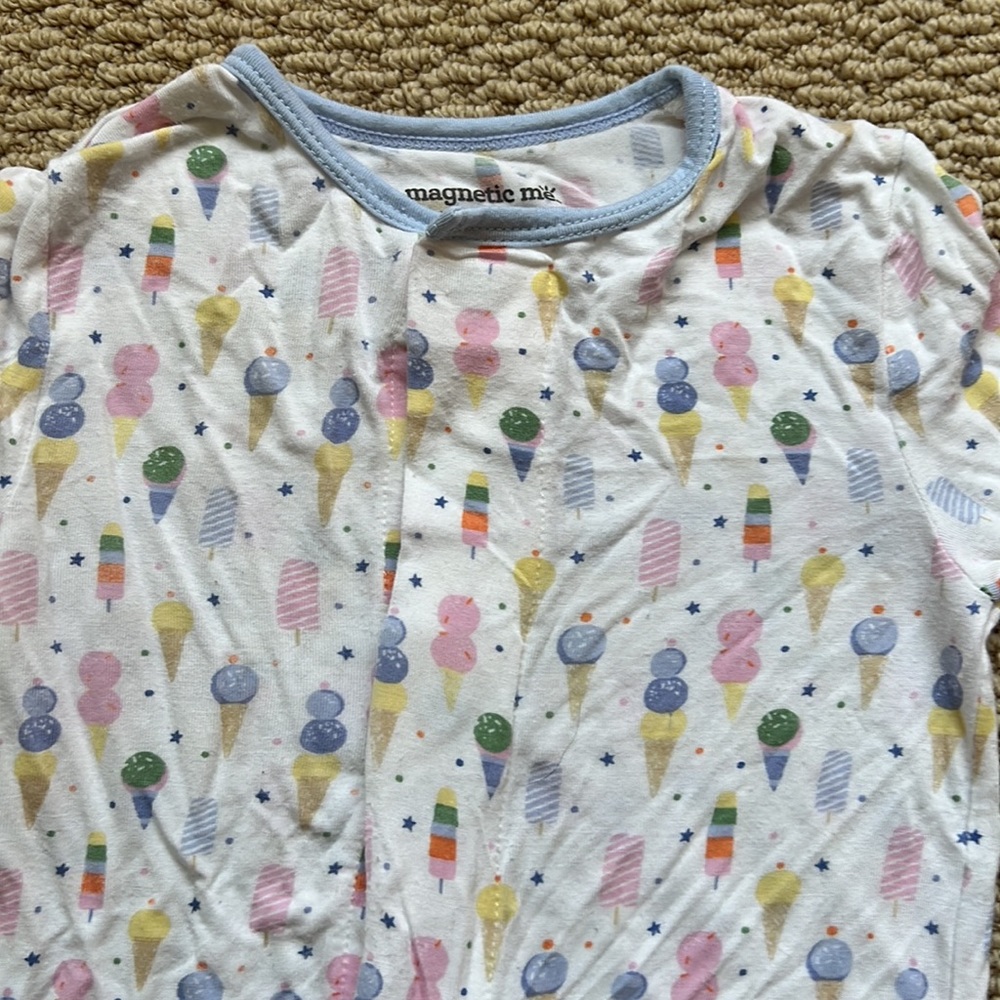 Magnetic Me ice cream print footie